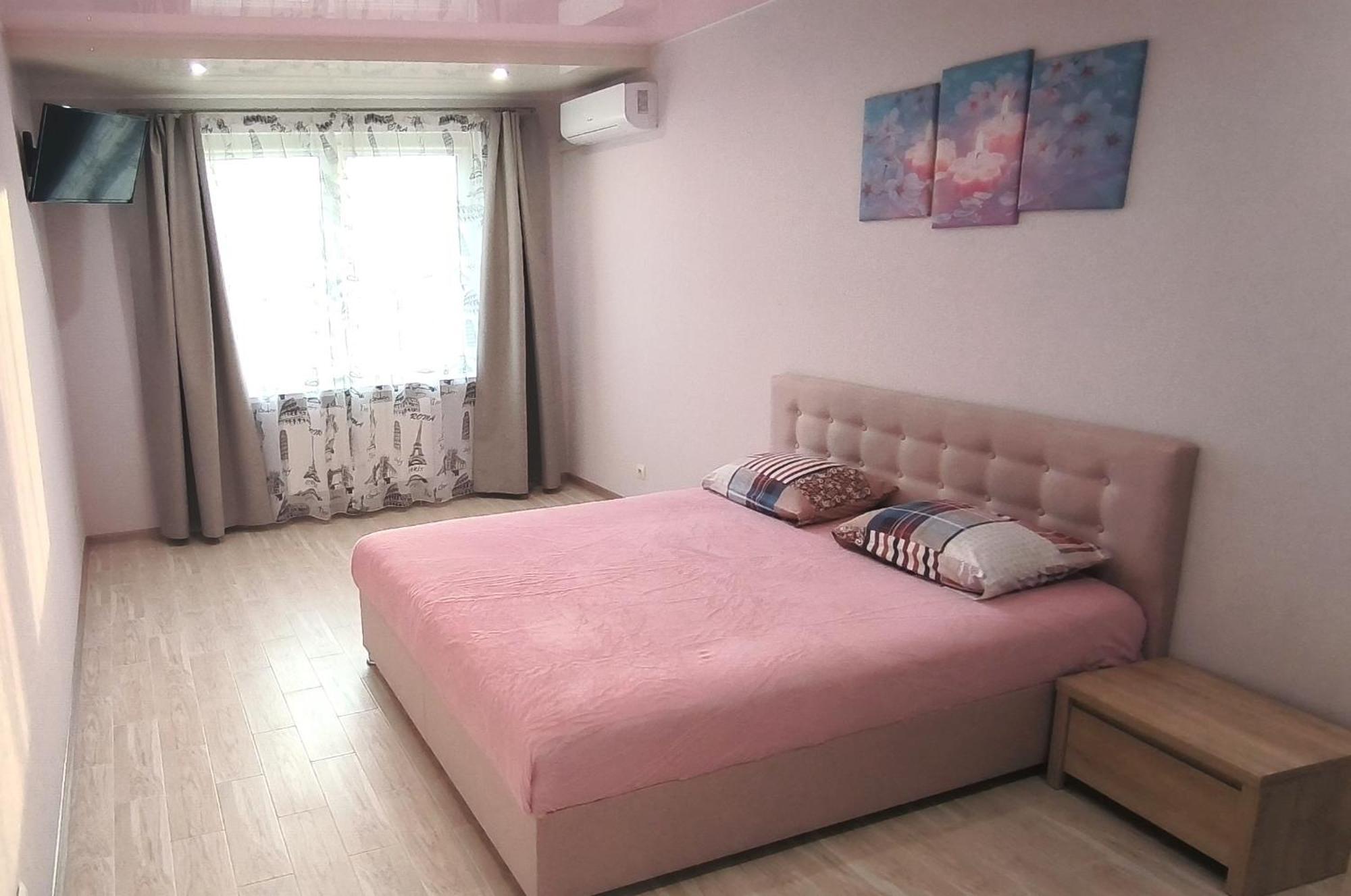 Apartment near metro Pozniaky Kiev Esterno foto