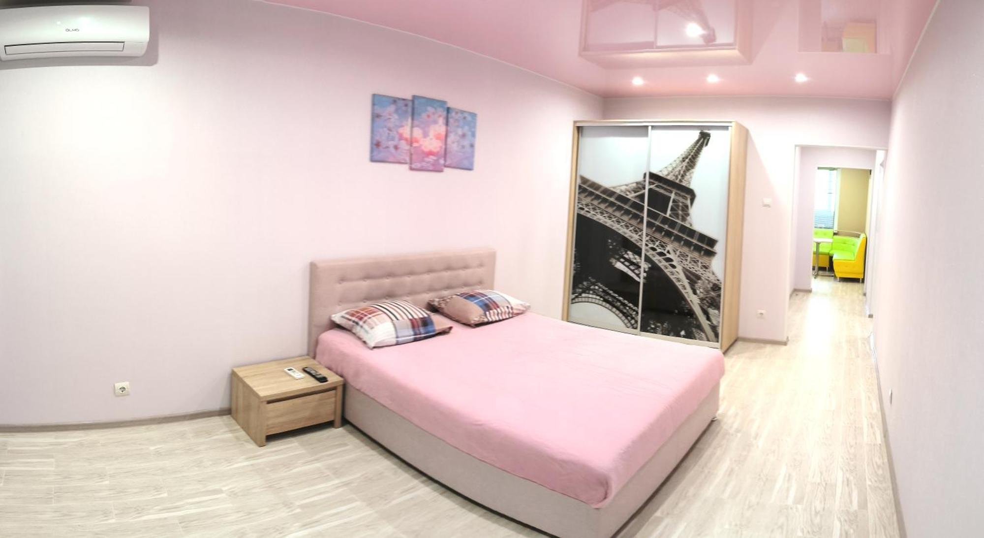 Apartment near metro Pozniaky Kiev Esterno foto